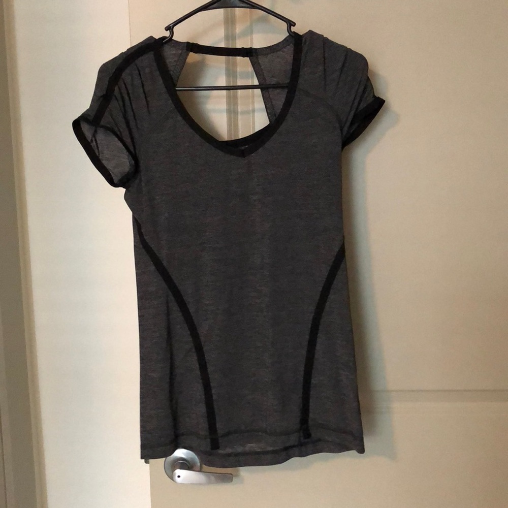 Lululemon luxtreme tee